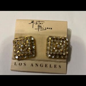 Vintage  Mistar Bijoux clip on earrings, rhinestone crystals